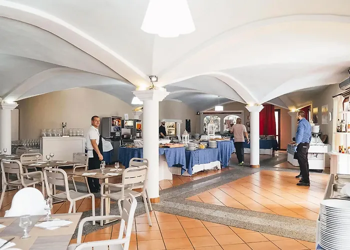 Zeta Club Le Rose Сан-Теодоро