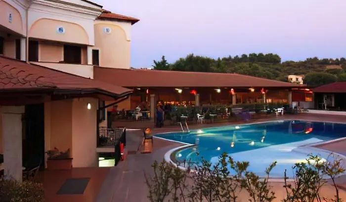 Zeta Club Le Rose 4*