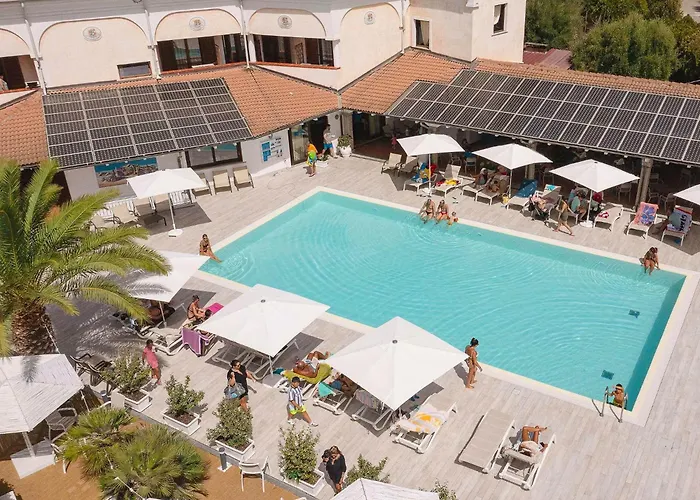 Hotel Zeta Club Le Rose San Teodoro (Sardinia)