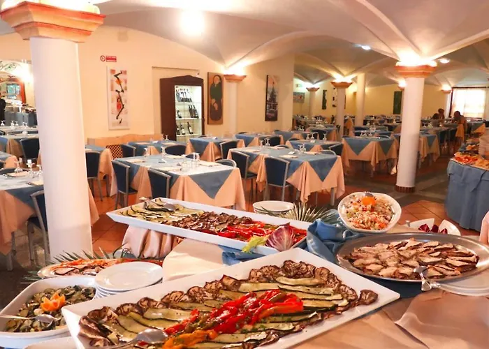 Hotel Zeta Club Le Rose 4*